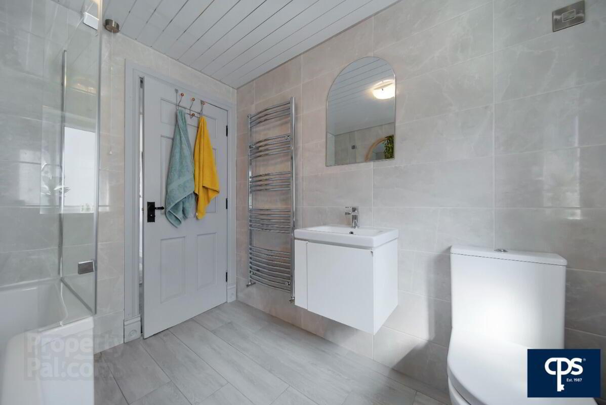 15 Ashbourne View 42 of 49