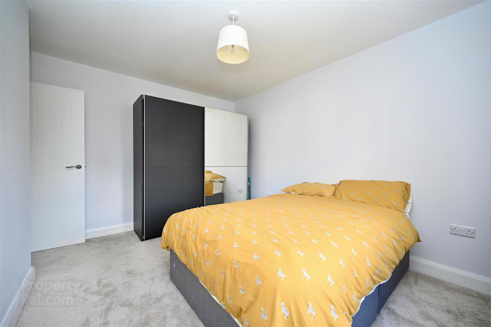 9 Brooke Hall Mews 17 of 24