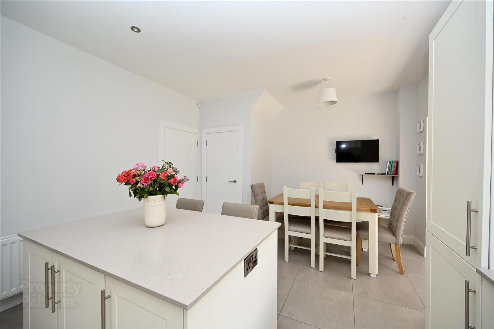 9 Brooke Hall Mews 8 of 24