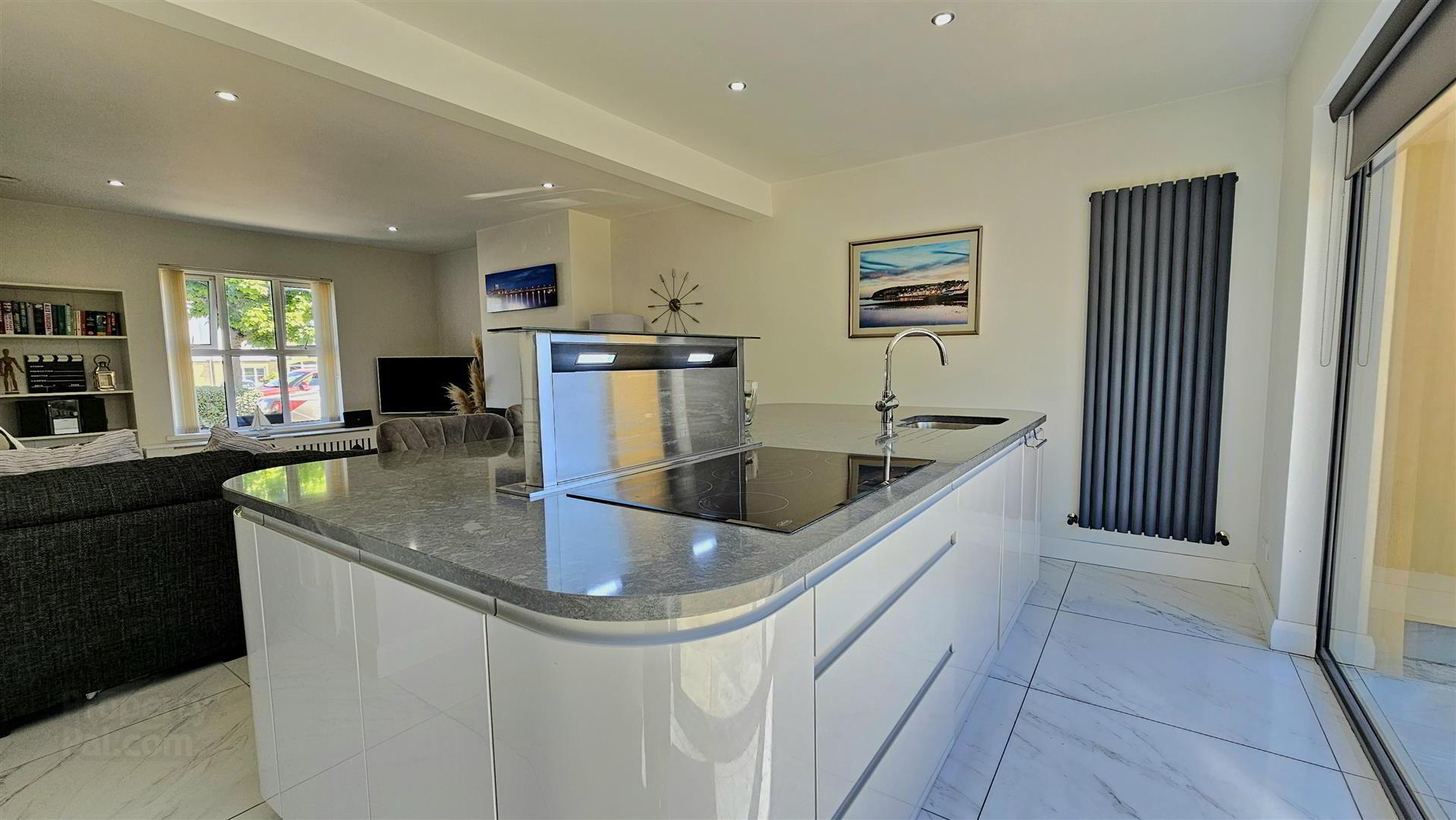 10 Maritime Drive 14 of 23