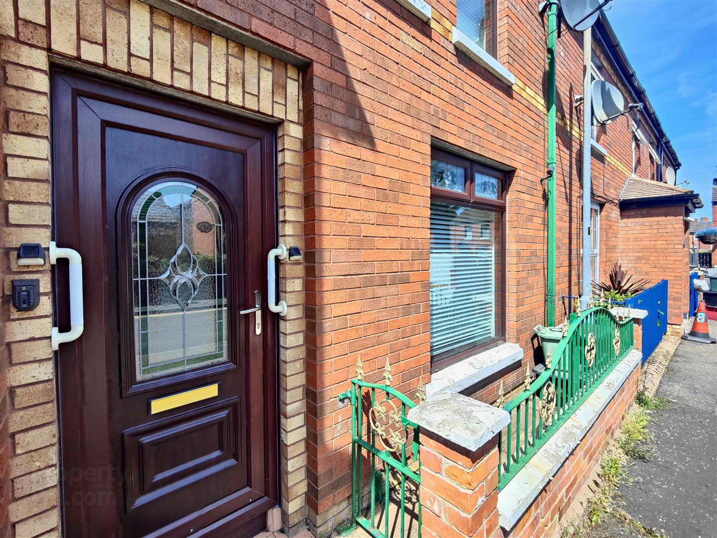 property description image