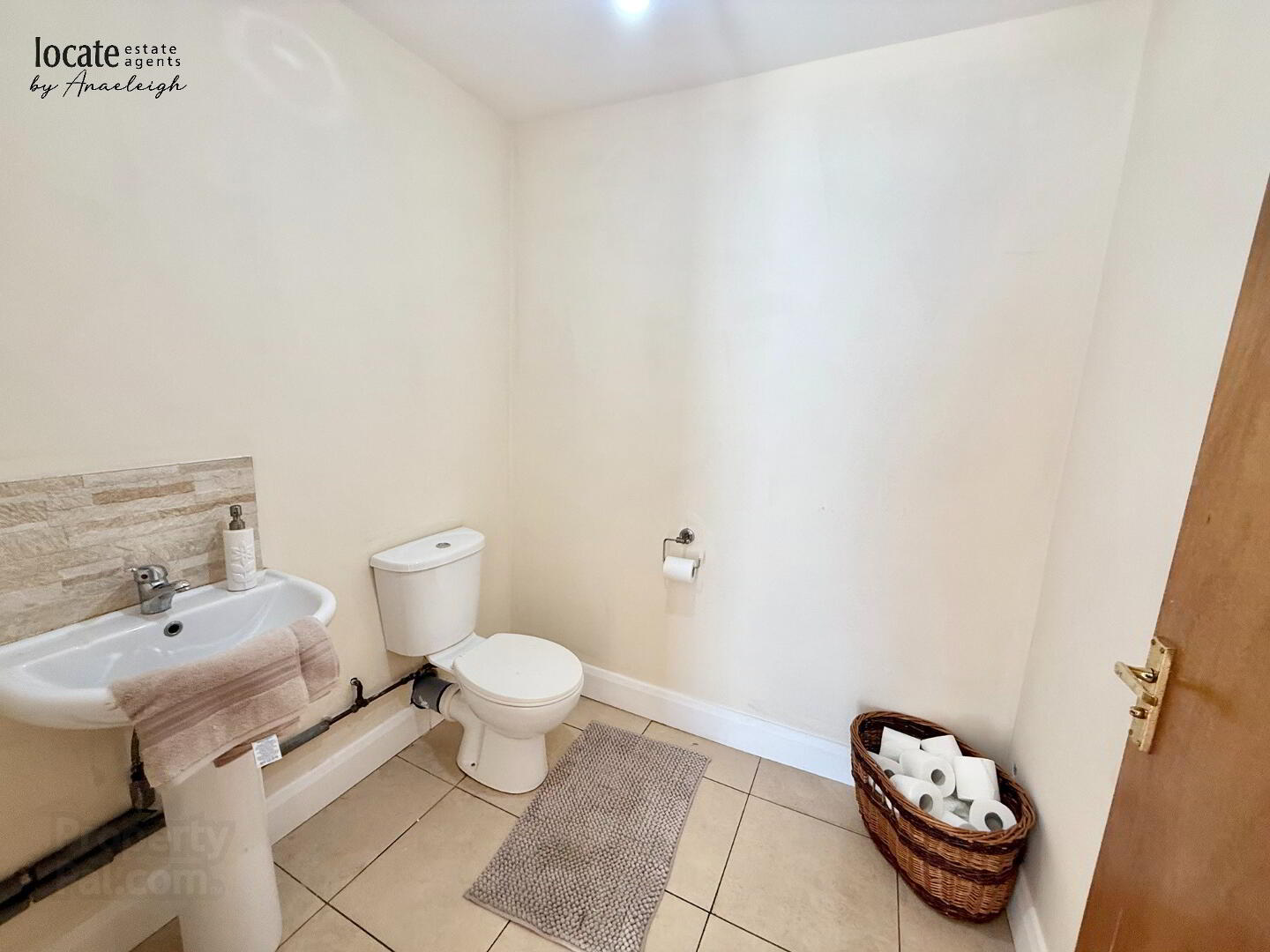 White Cottage, 26 Upper Galliagh Road 37 of 45