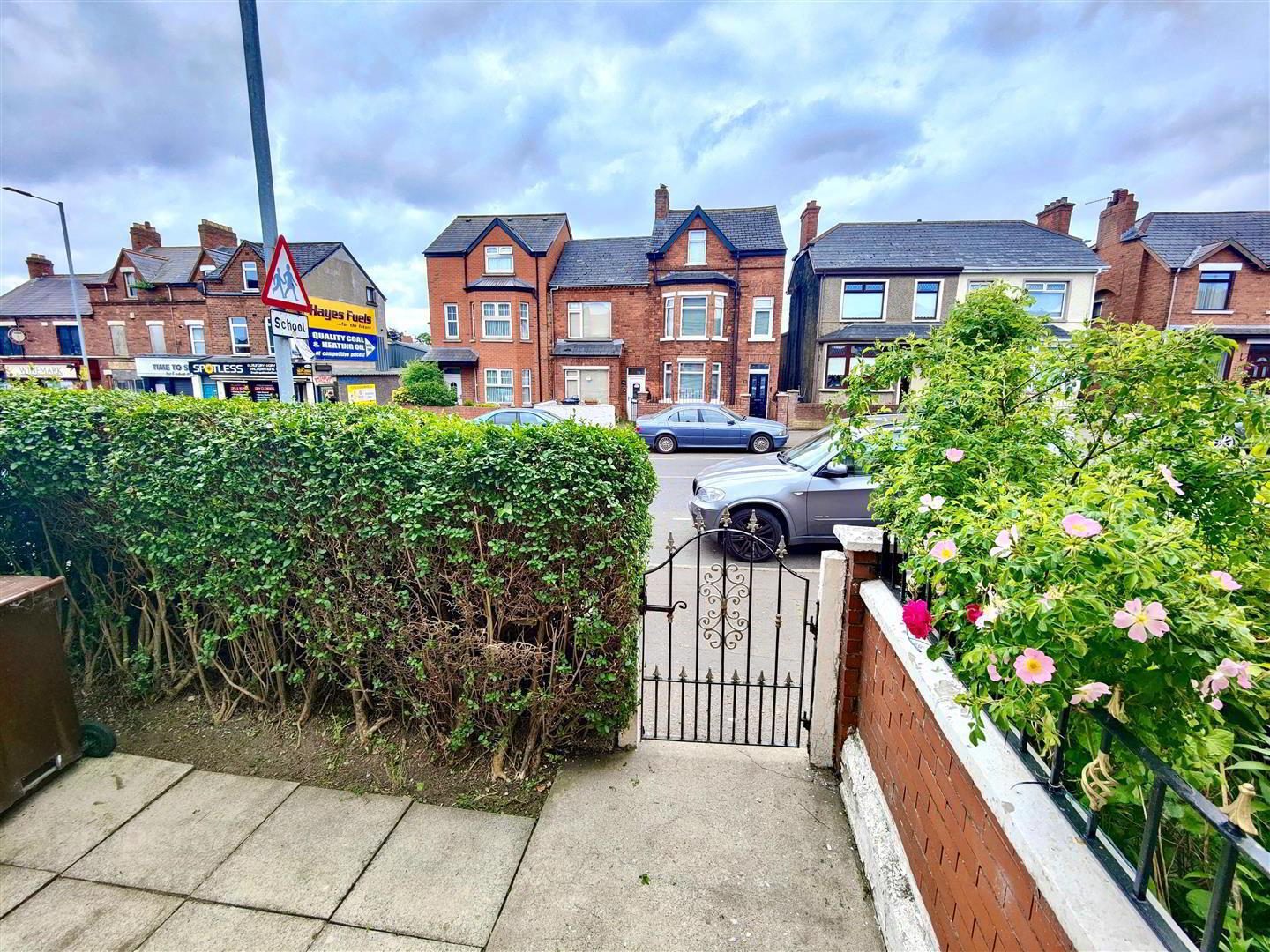 property description image
