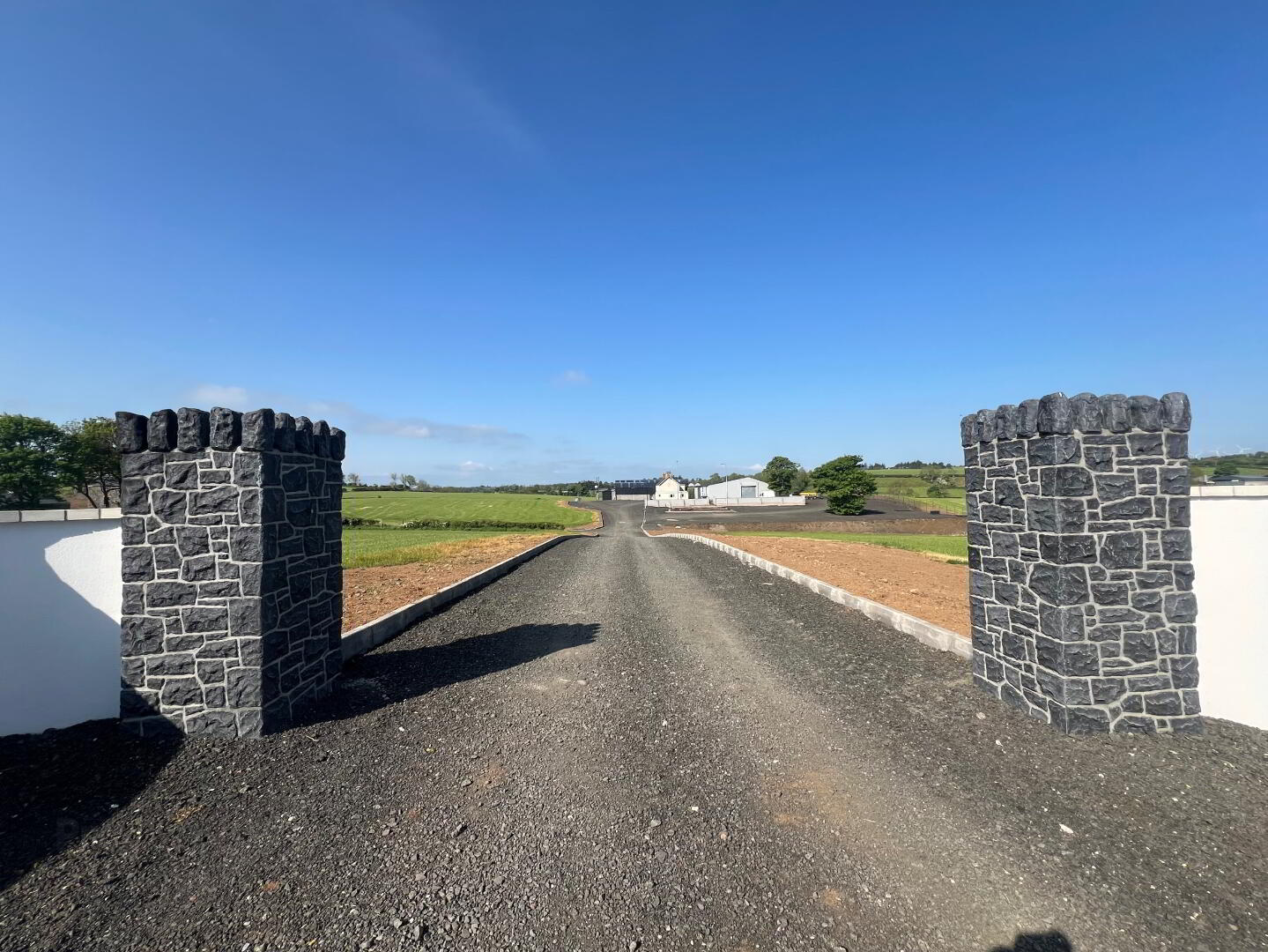 (56 Acres Farmholding), 6 Killycowan Lane 1 of 38