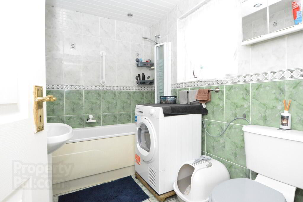 48 Fortuna Street 6 of 7