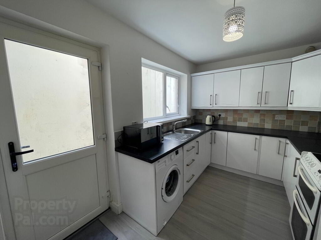 66 Hatfield Street 9 of 15