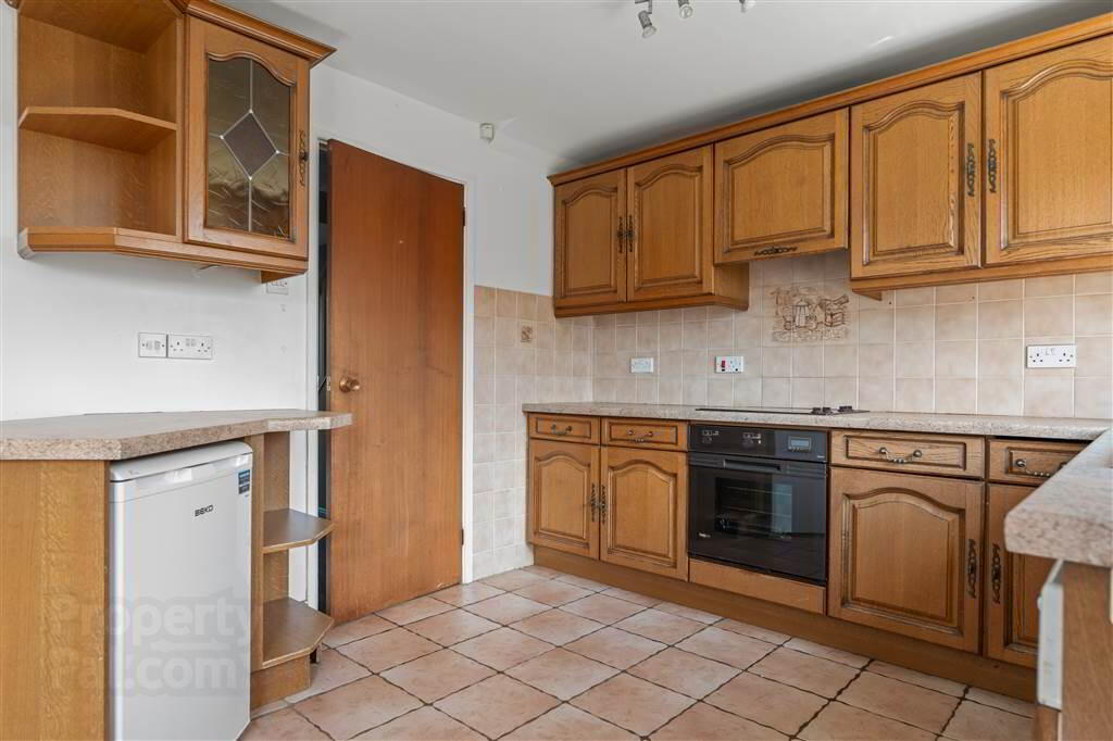 20 Dunfane Avenue 6 of 24