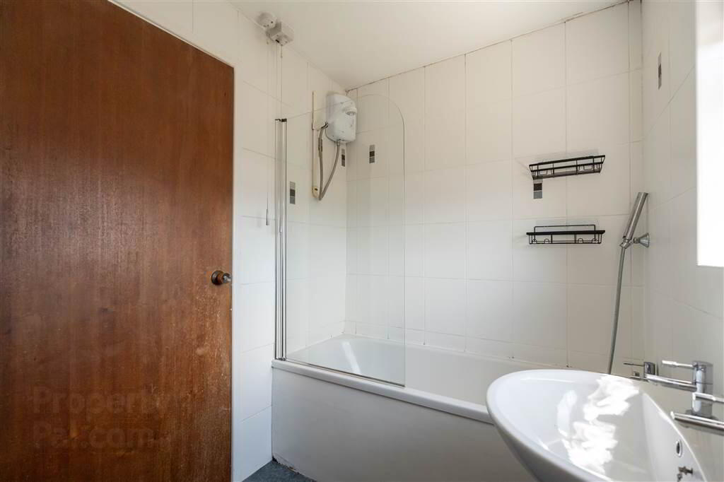 20 Dunfane Avenue 21 of 24
