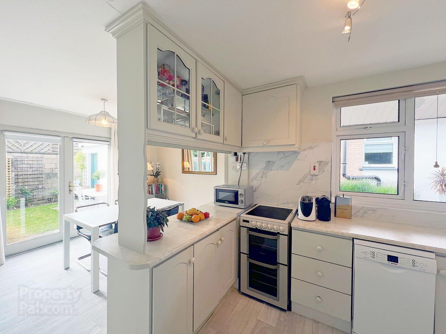 44 Sandfield Gardens 5 of 11