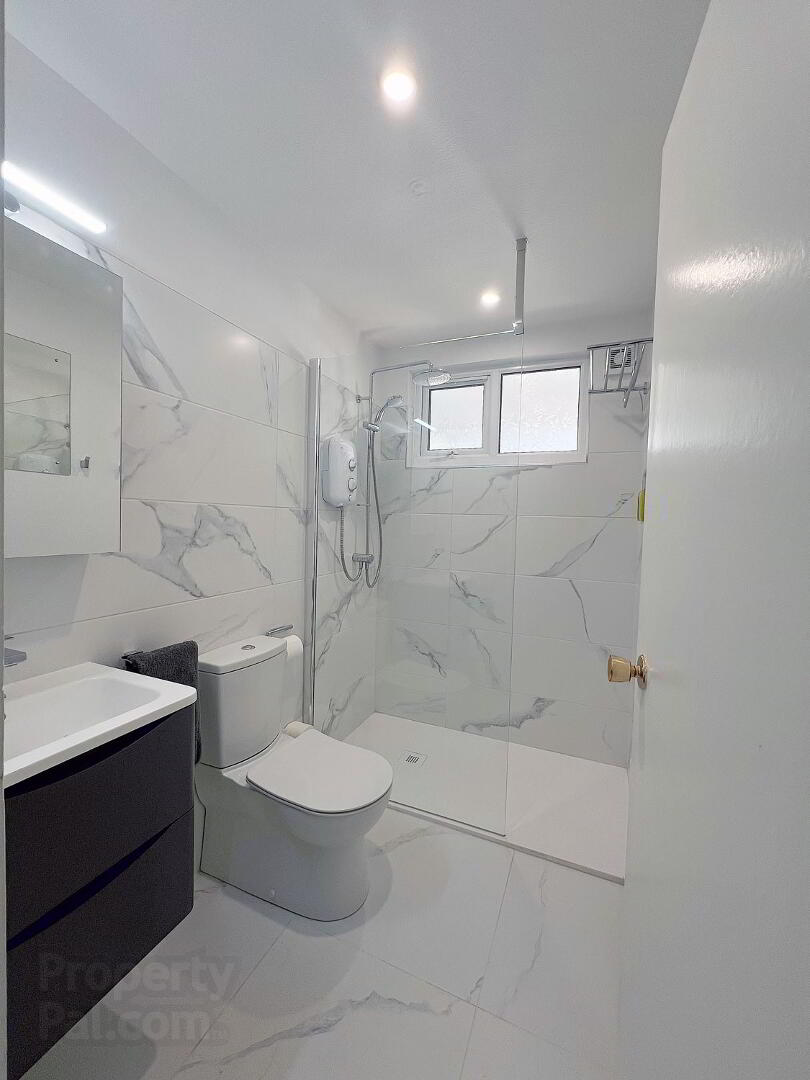 44 Sandfield Gardens 9 of 11