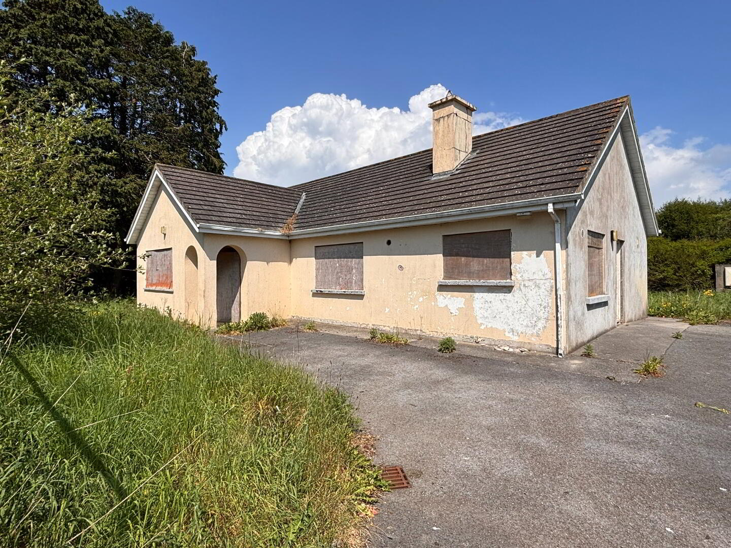 Dunkitt  Bungalow 1 of 6