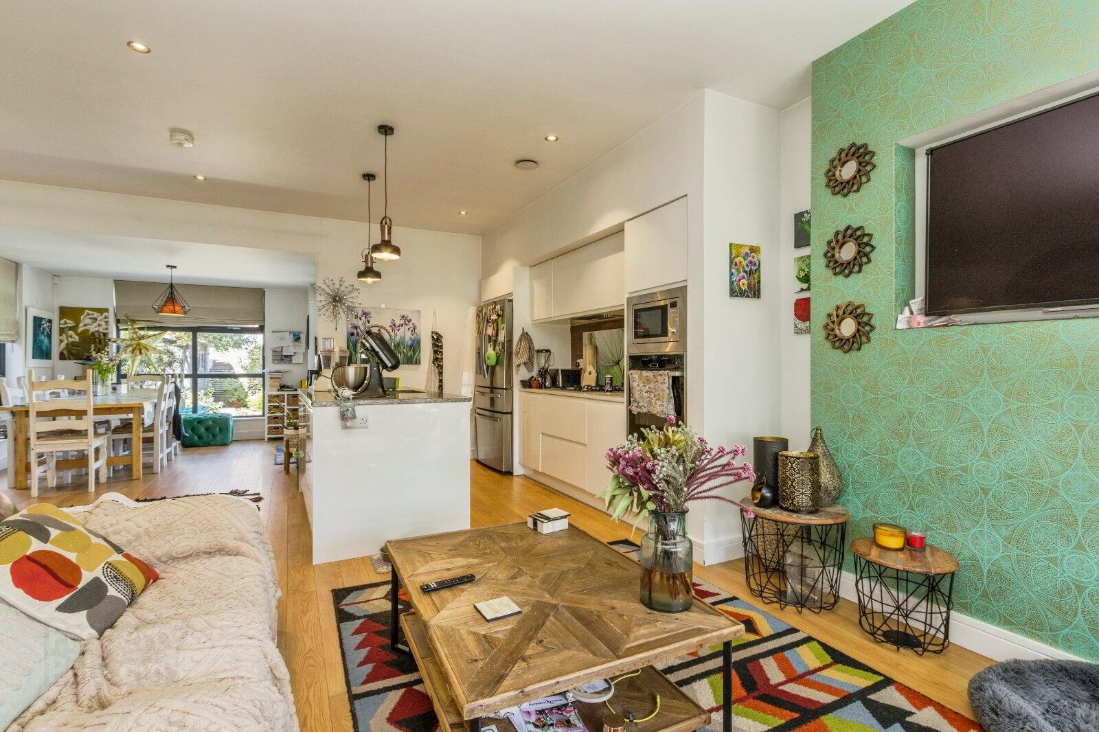 9 Fairfields Glen 5 of 20