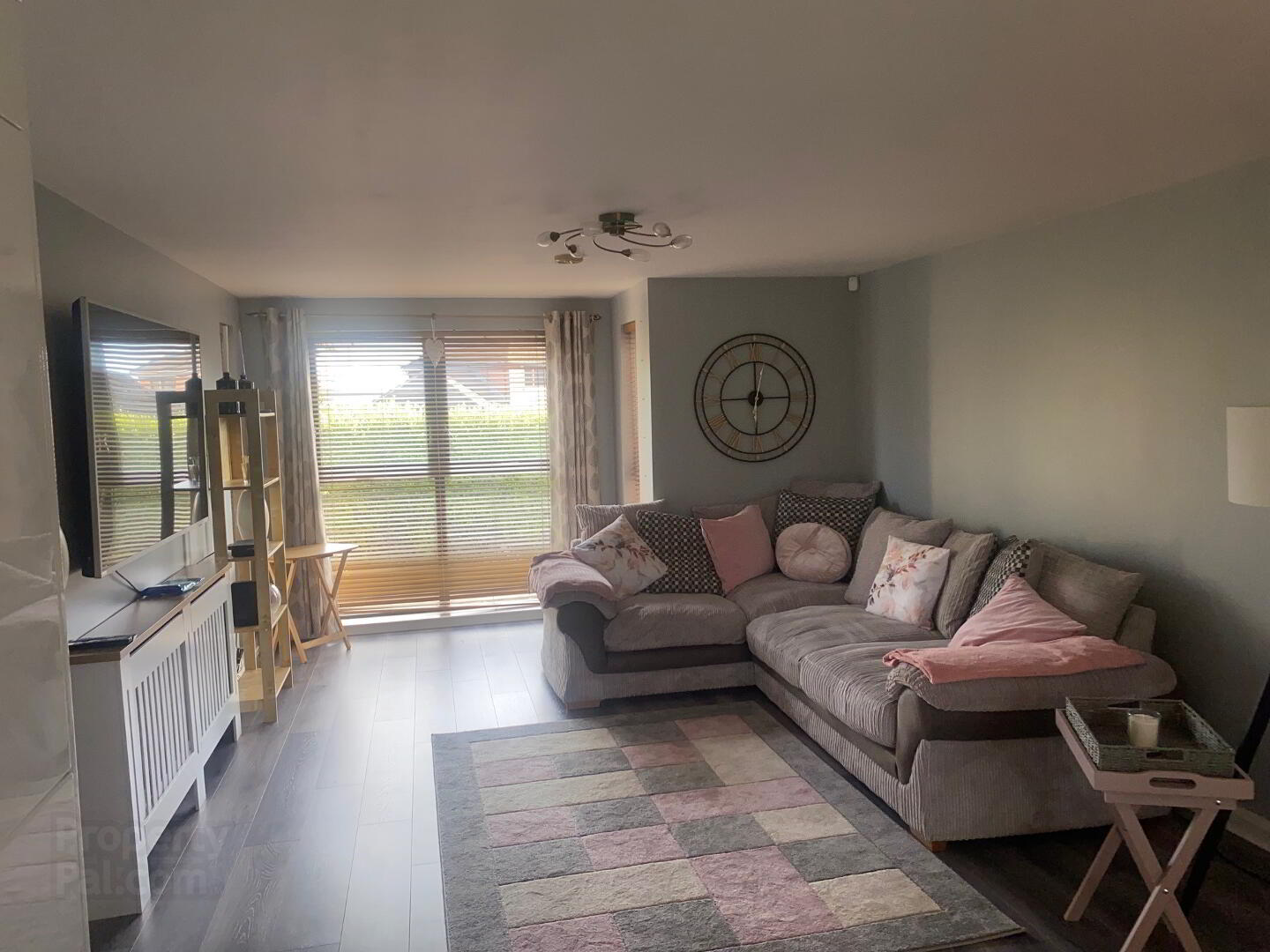 property description image