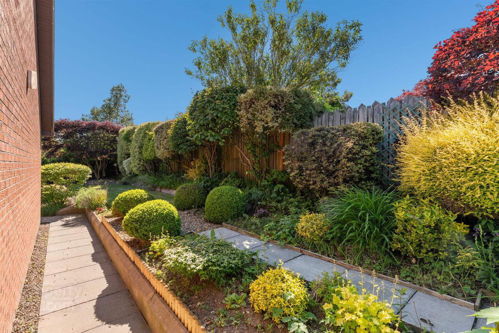 8 Aldergrange Avenue 25 of 25