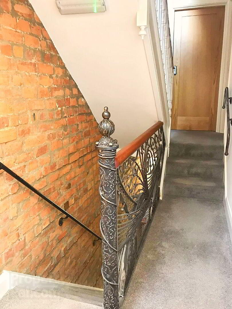 10 Southwell Road 3 of 10