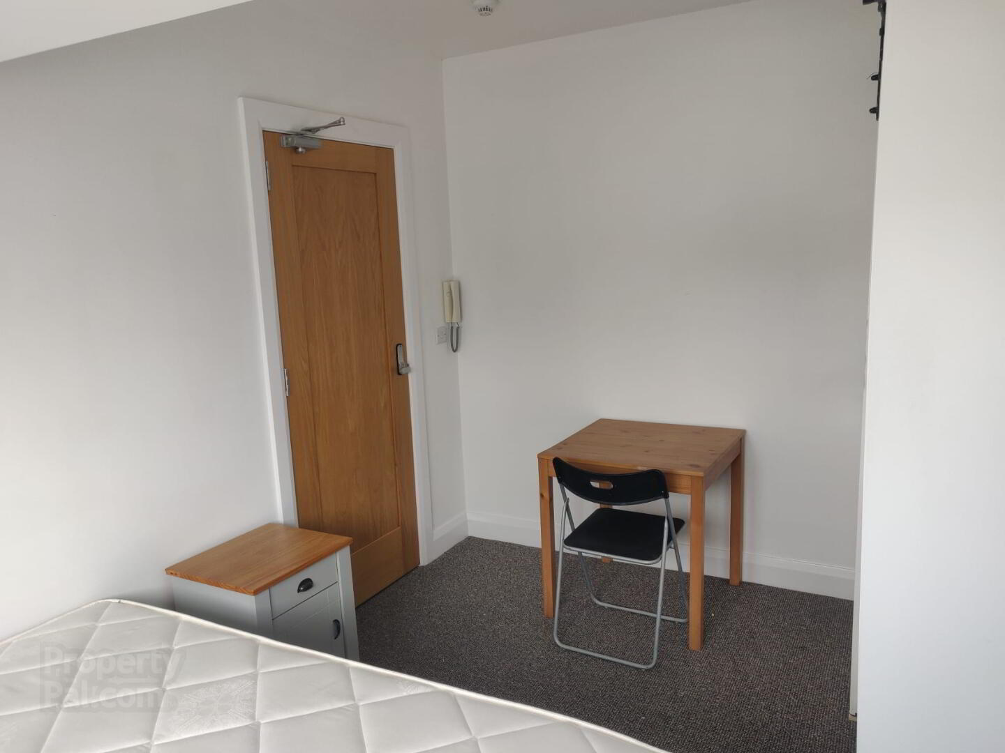 10 Southwell Road 8 of 10