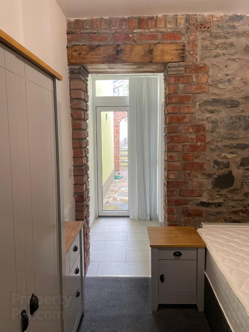 10 Southwell Road 11 of 15