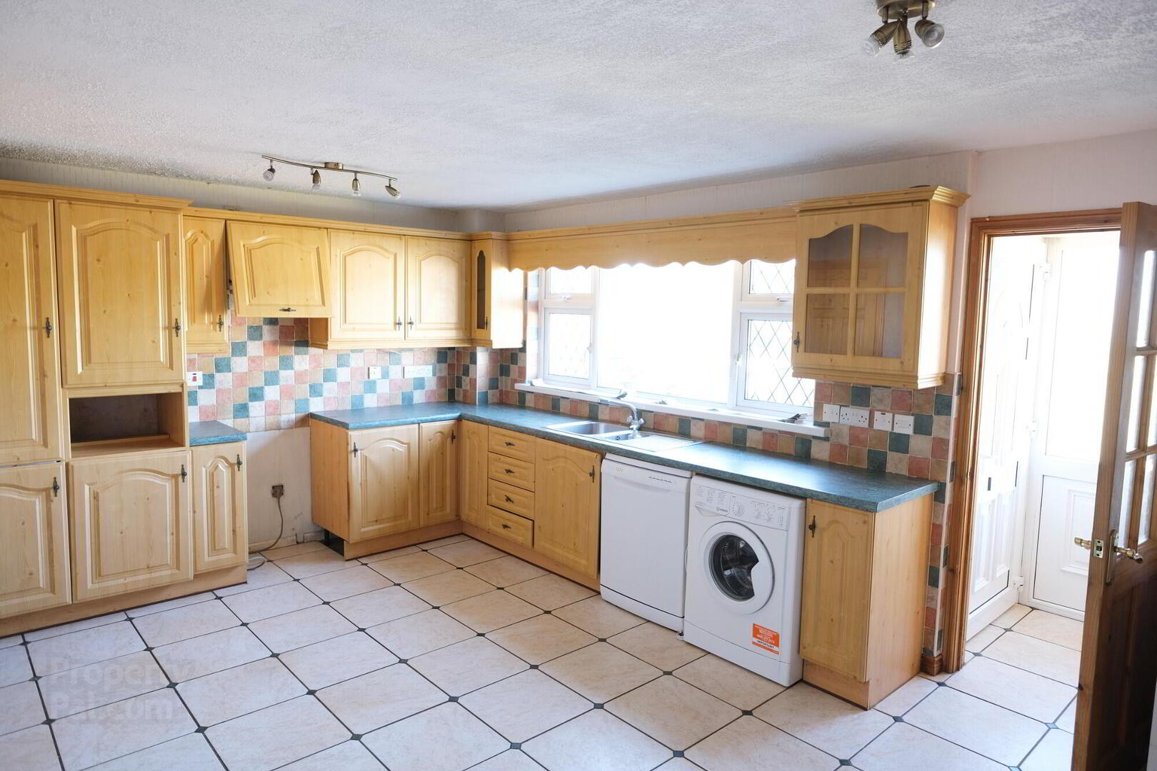52 Beech Hill 4 of 17