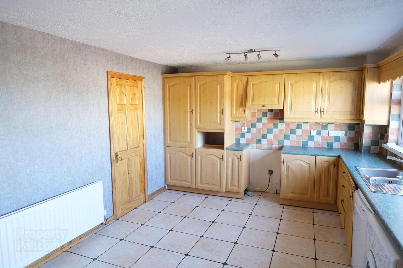 52 Beech Hill 5 of 17