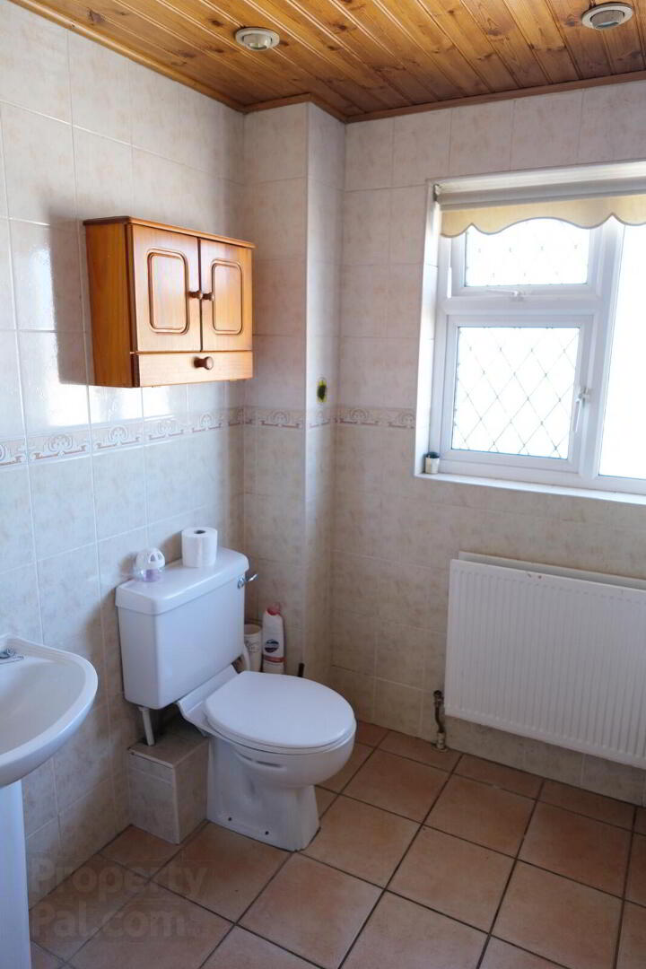 52 Beech Hill 12 of 17