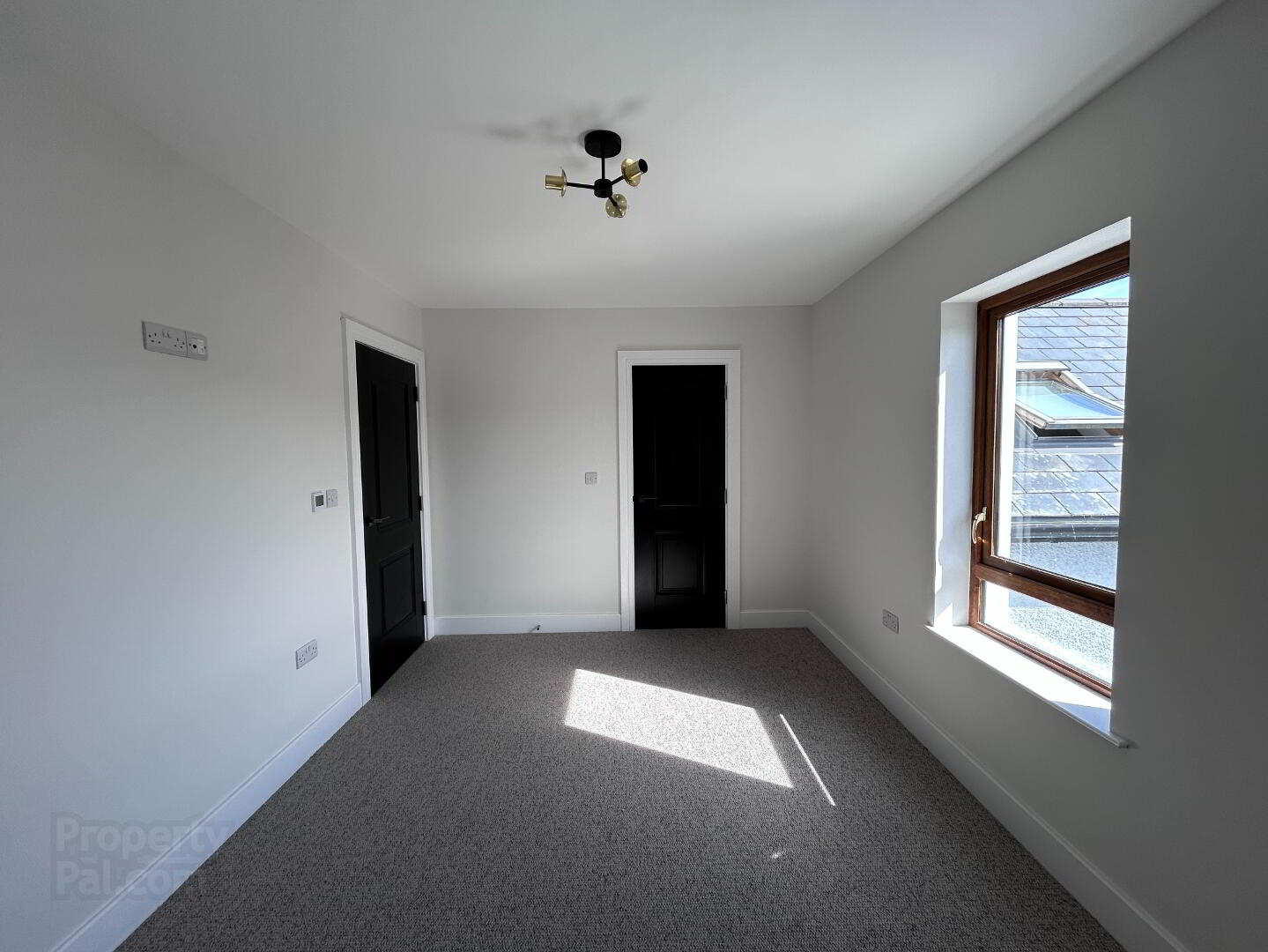 Strand House, 105 Strand Road 8 of 22