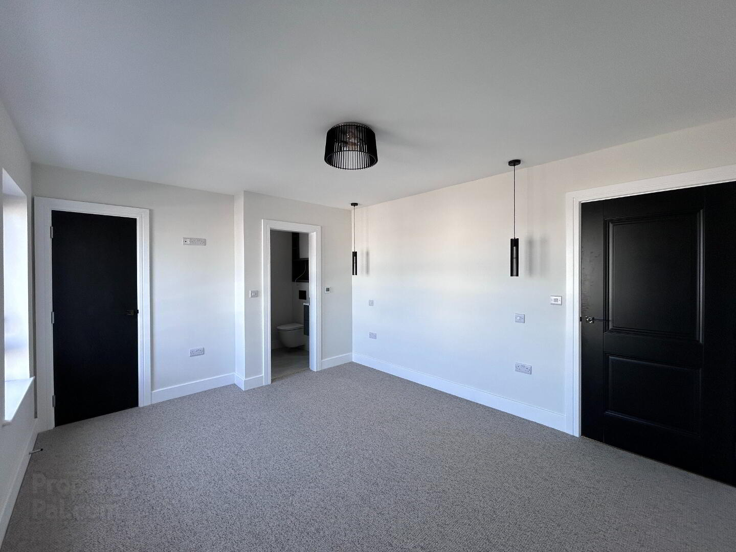 Strand House, 105 Strand Road 7 of 22
