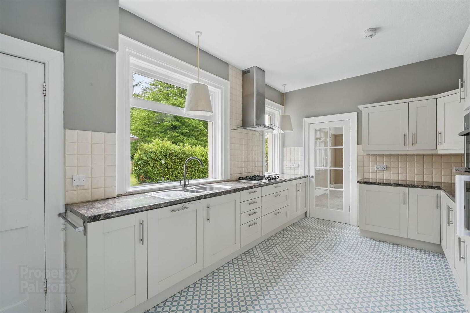 9 Ballynahatty Road 13 of 29