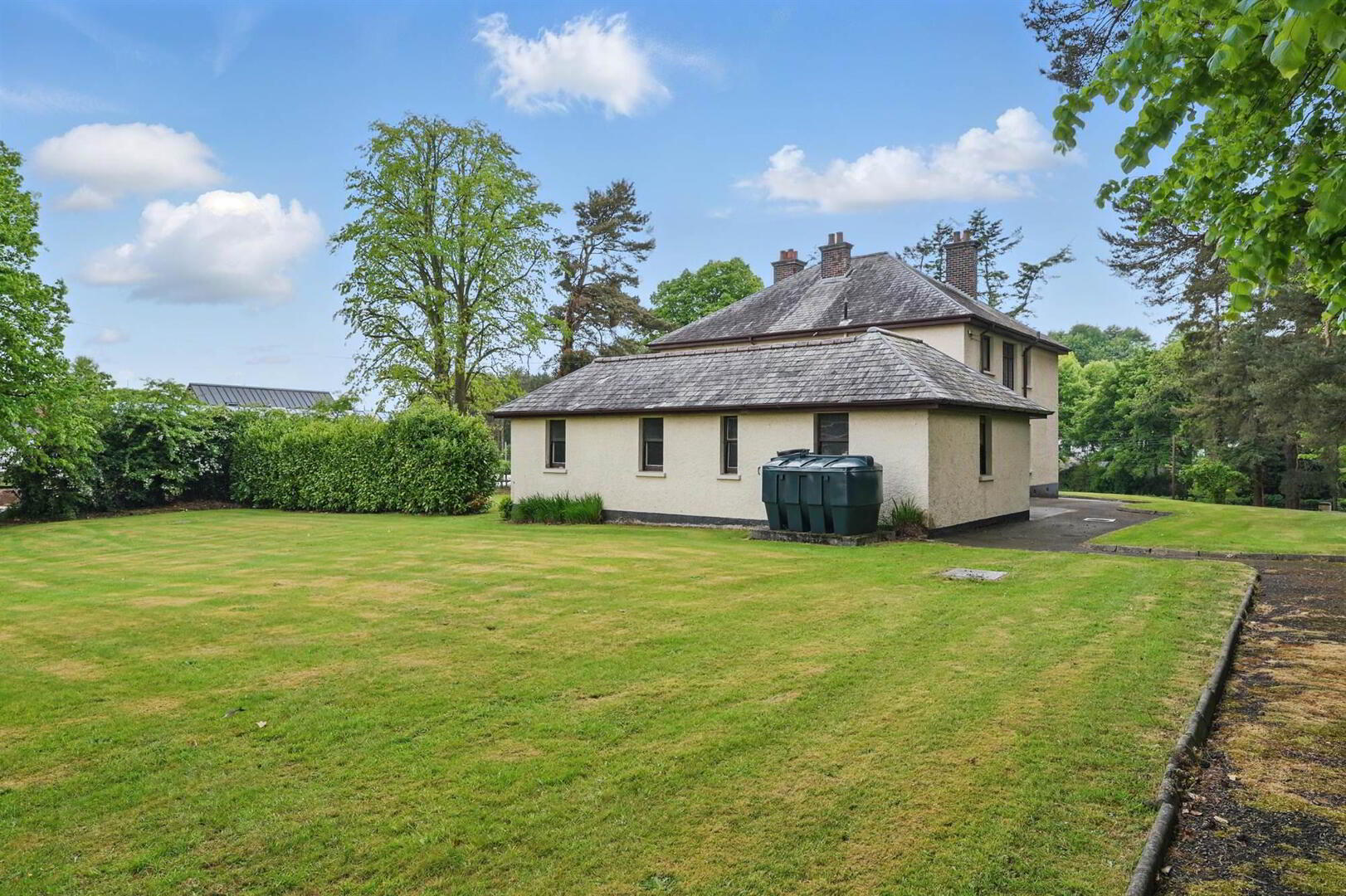 9 Ballynahatty Road 29 of 29