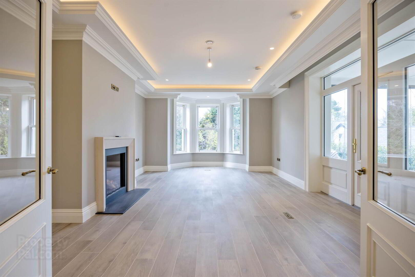 Ground Floor, The Mansion Block Apartments, 15 Ardavon Park 13 of 45