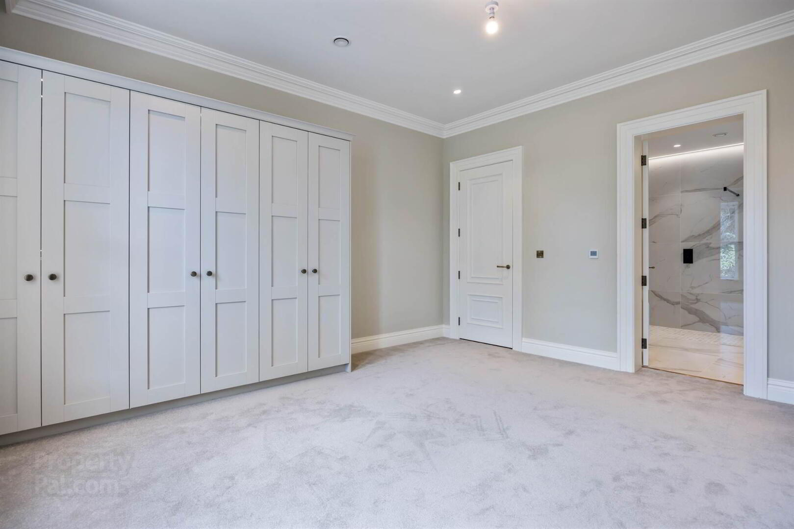 Ground Floor, The Mansion Block Apartments, 15 Ardavon Park 28 of 45