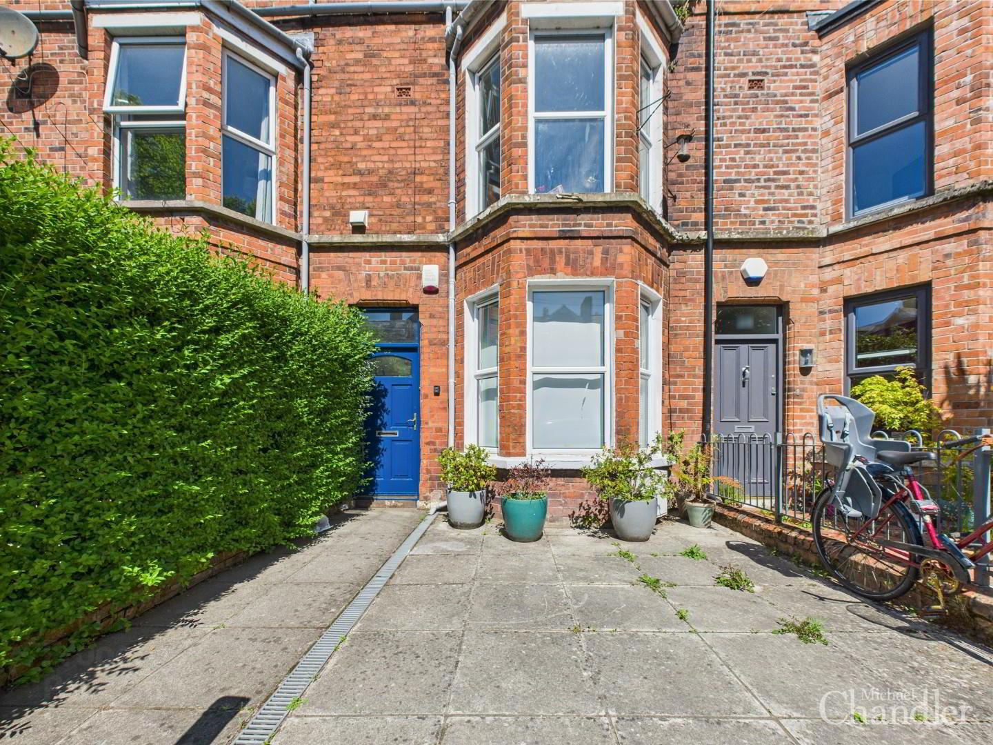 property description image