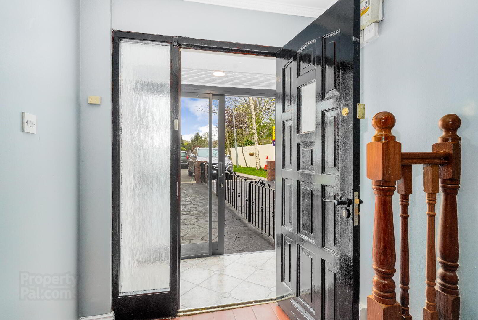 8 Hermitage Place 4 of 39