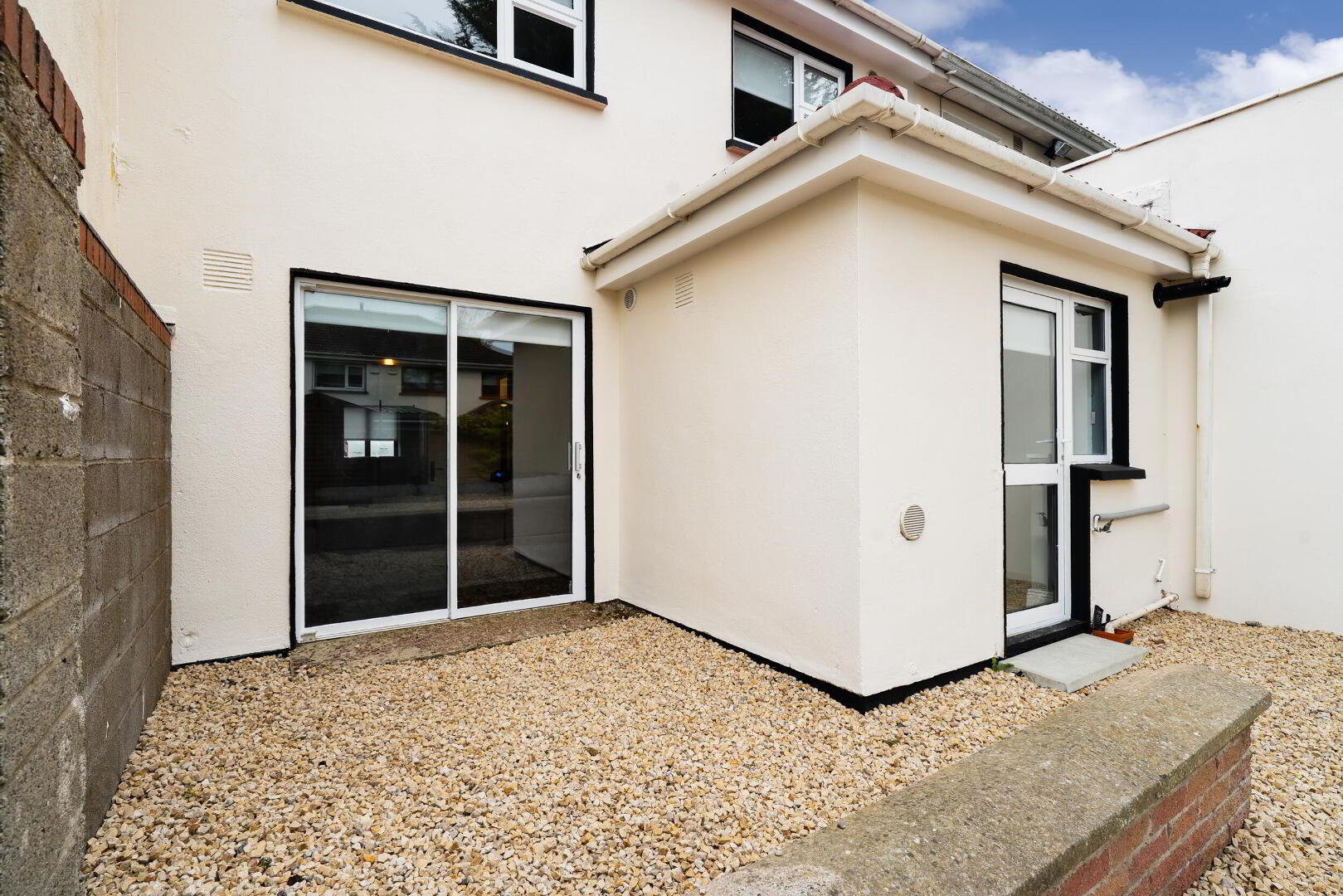 8 Hermitage Place 34 of 39
