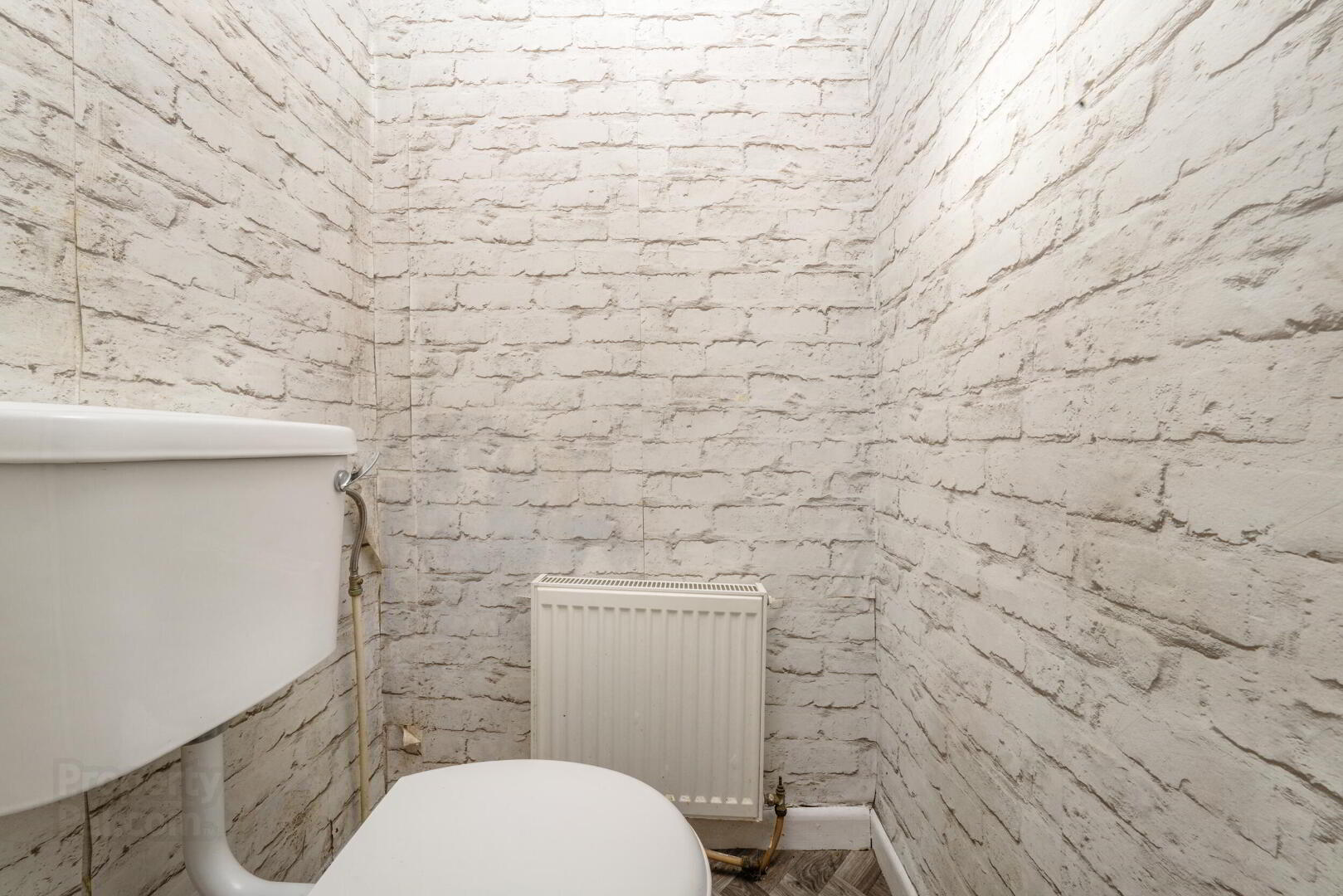 88 St Jarlath Road 14 of 17