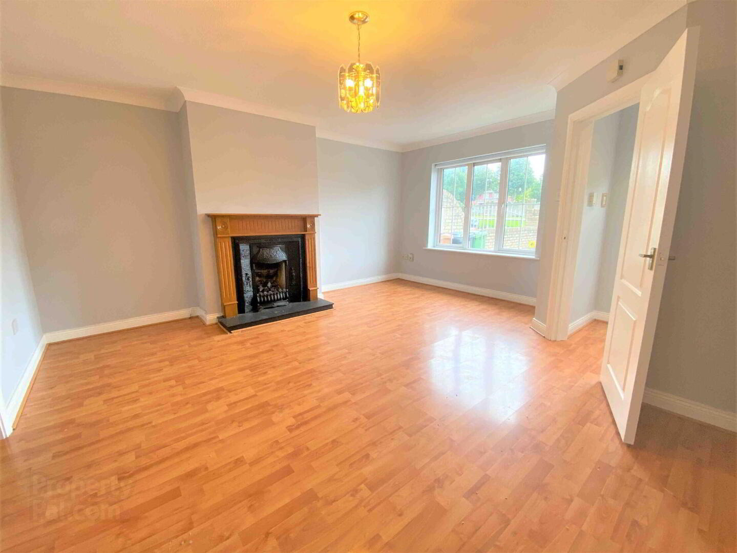 property description image