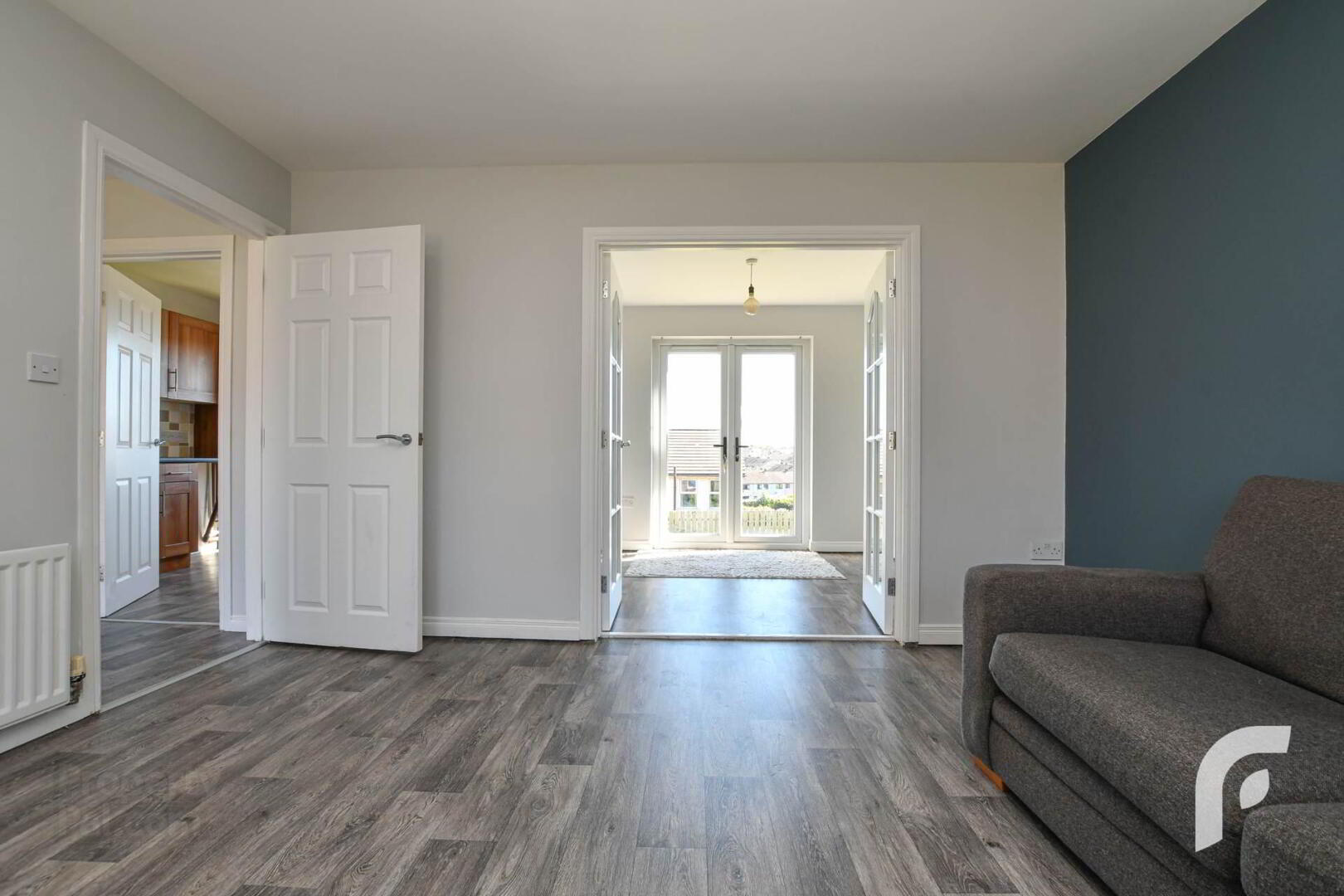 195 Blackthorn Rise 10 of 32