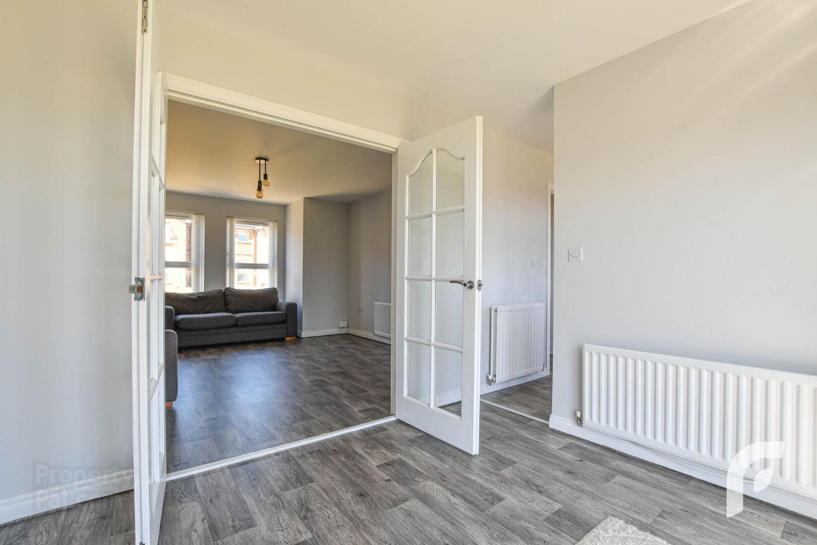 195 Blackthorn Rise 13 of 32