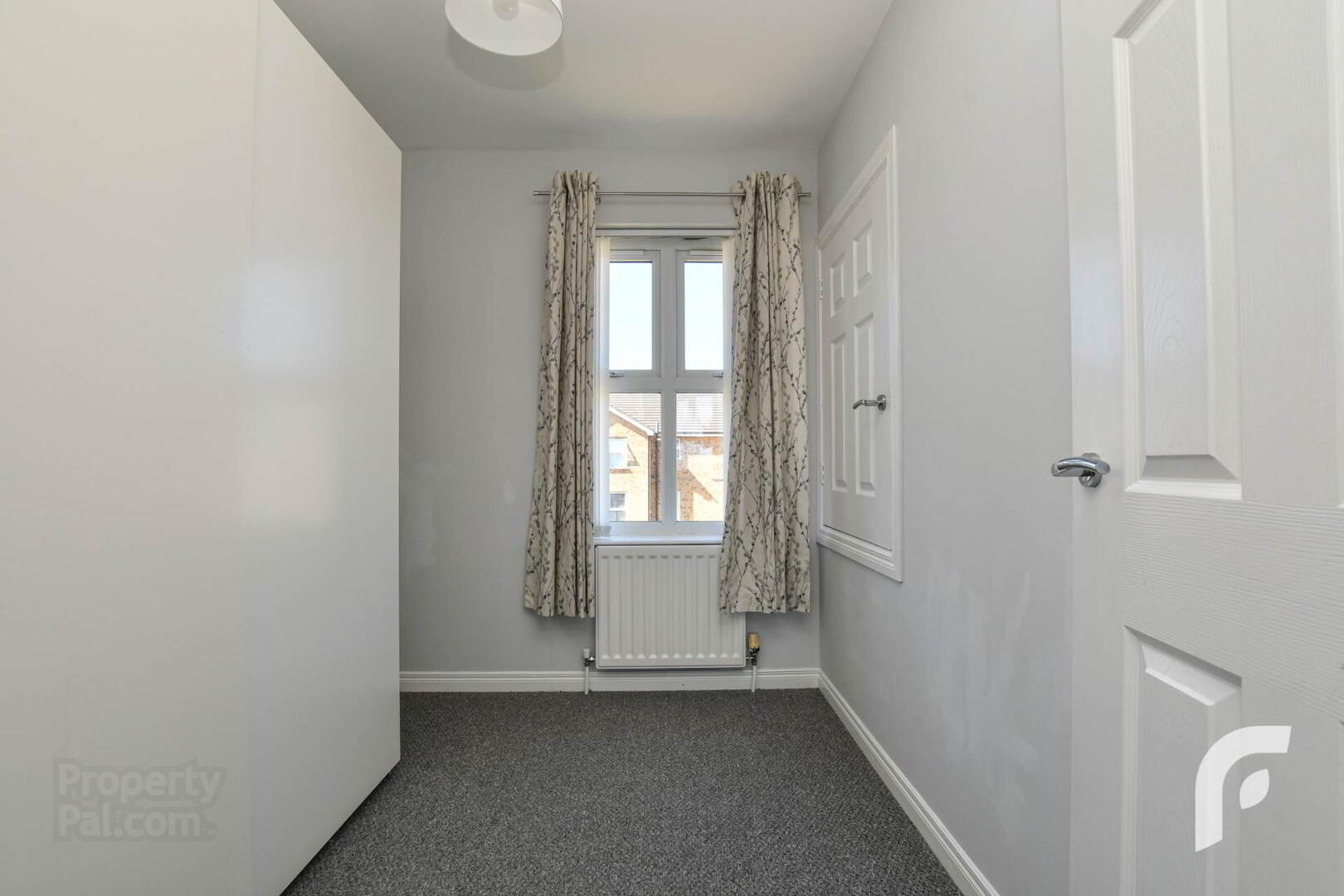 195 Blackthorn Rise 25 of 32