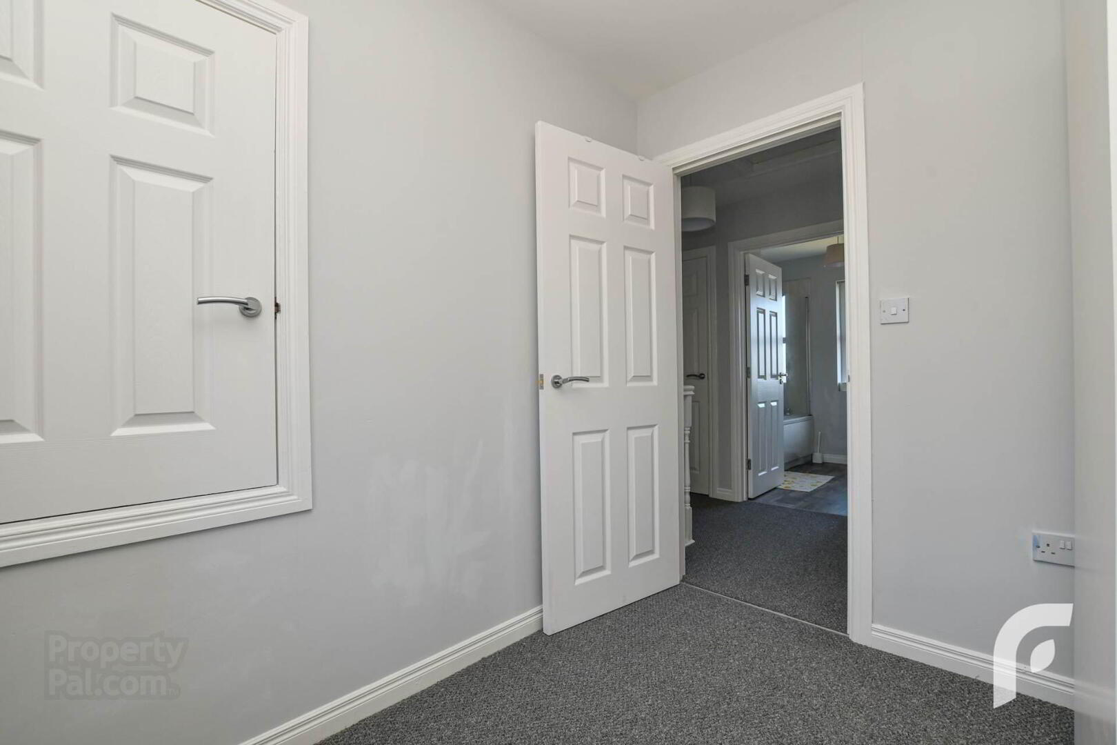 195 Blackthorn Rise 26 of 32