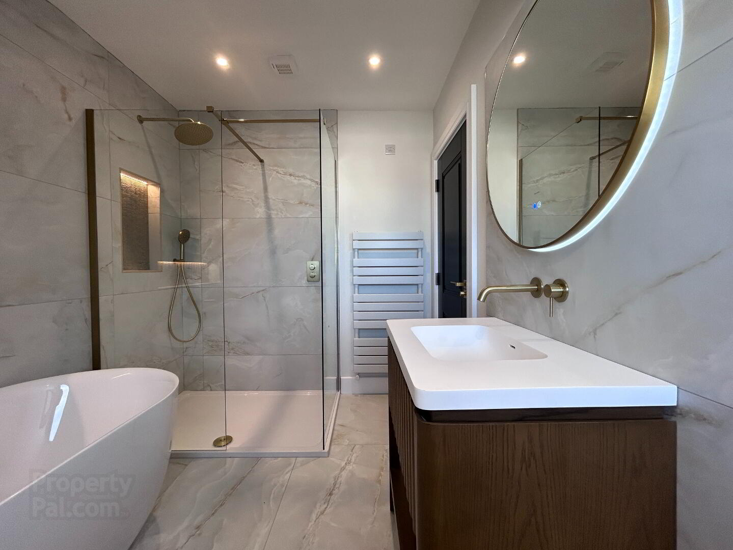 Strand House, 105 Strand Road 17 of 27