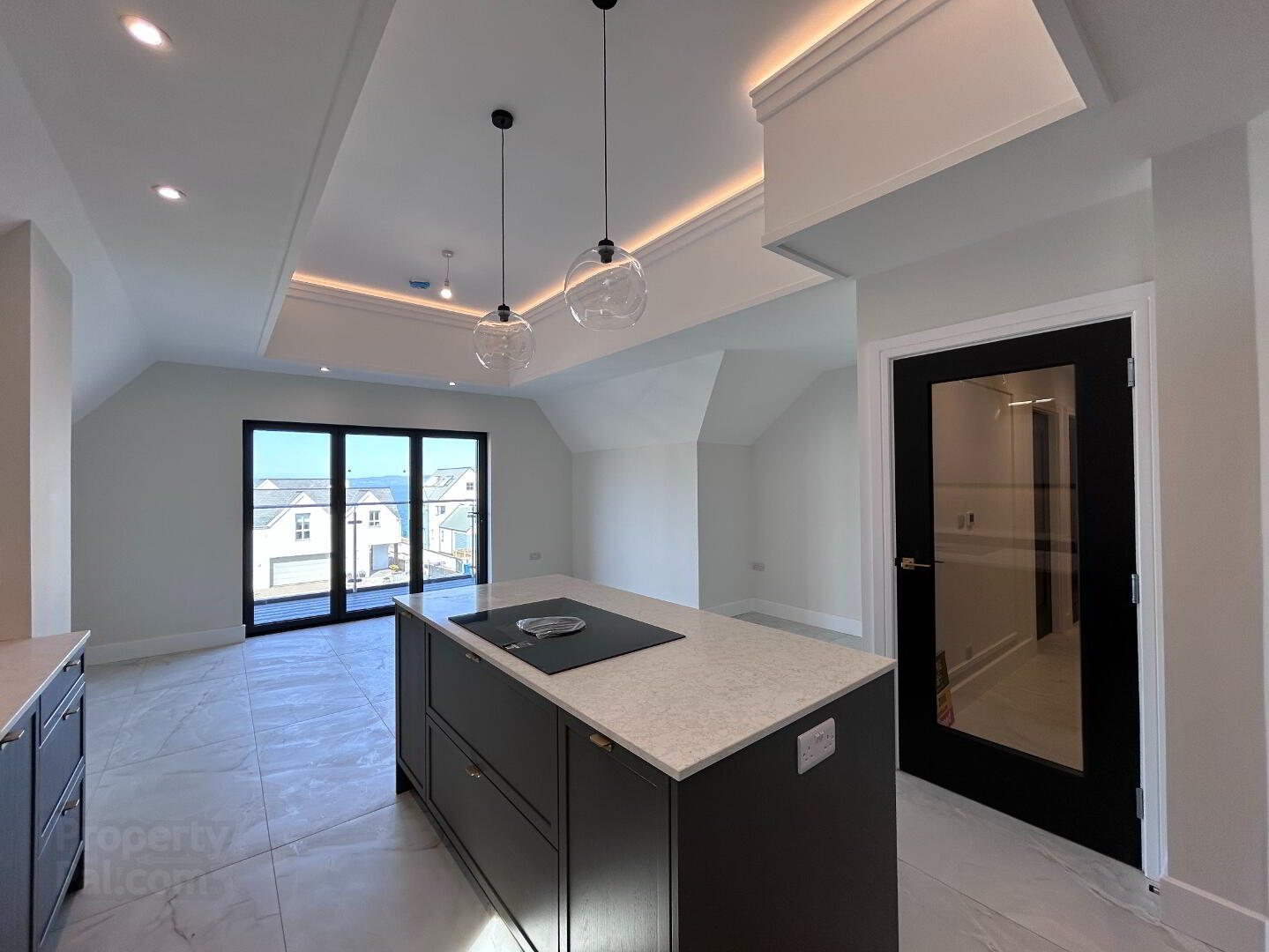 Strand House, 105 Strand Road 3 of 27