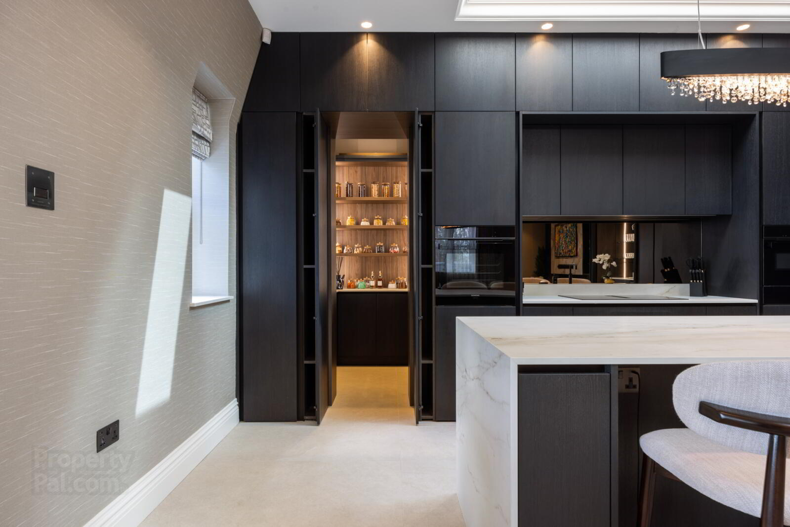 Apt 18, Penthouse The Mansion House 26 of 54