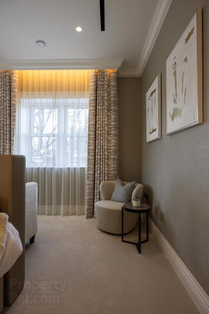 Apt 18, Penthouse The Mansion House 46 of 54