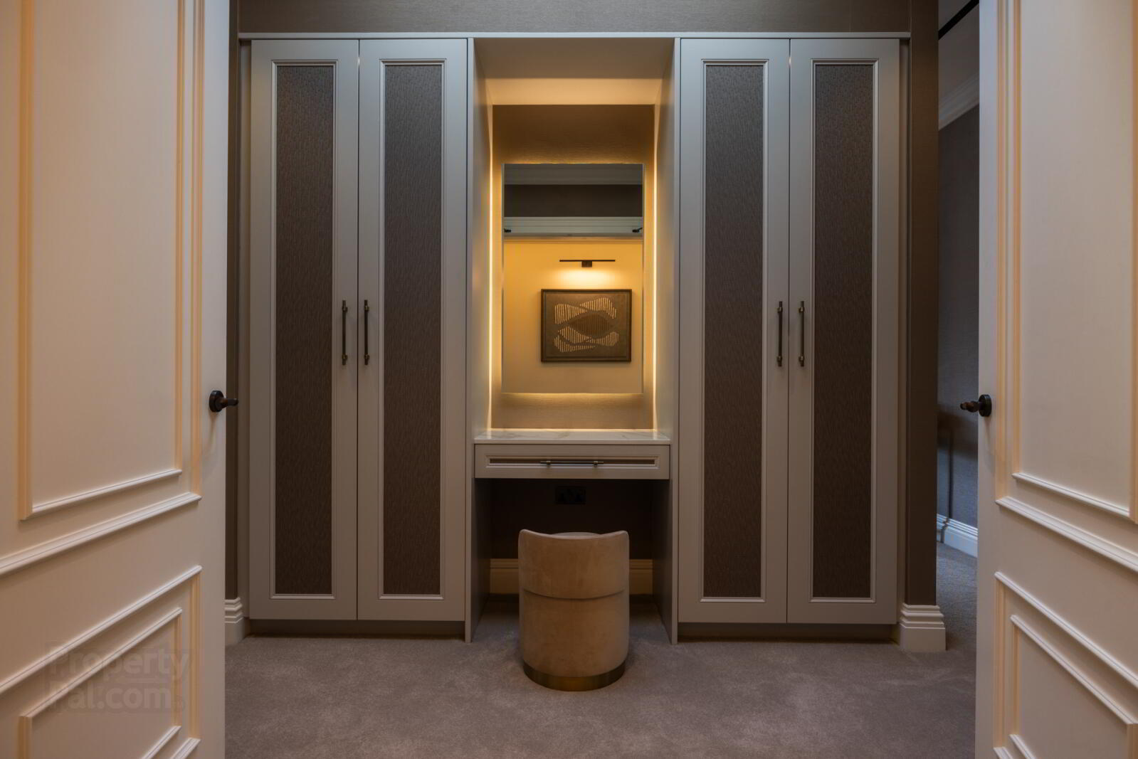 Apt 18, Penthouse The Mansion House 36 of 54