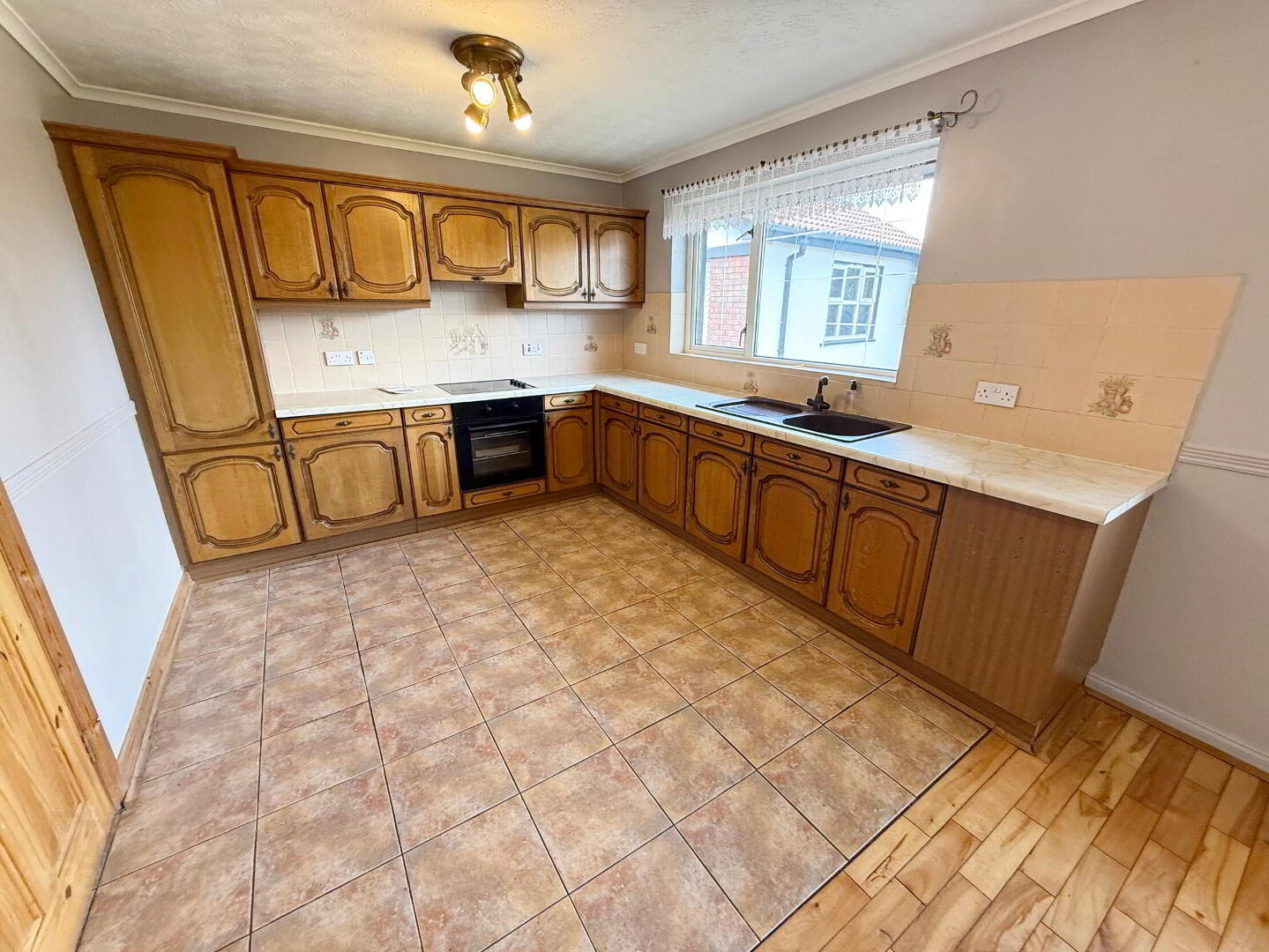 14 Charnwood Park 9 of 16
