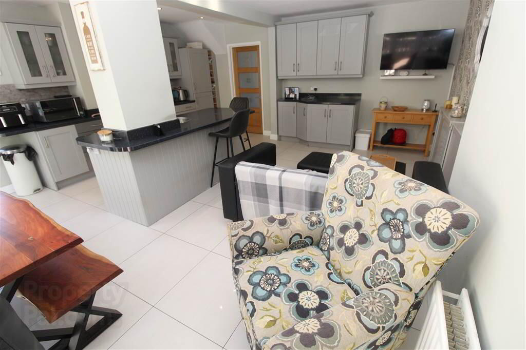 52 Mount Regan Avenue 10 of 21
