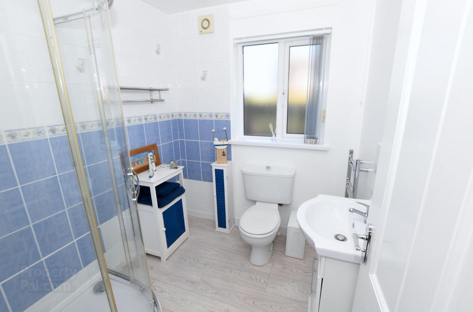 28 Gowland Road 24 of 42
