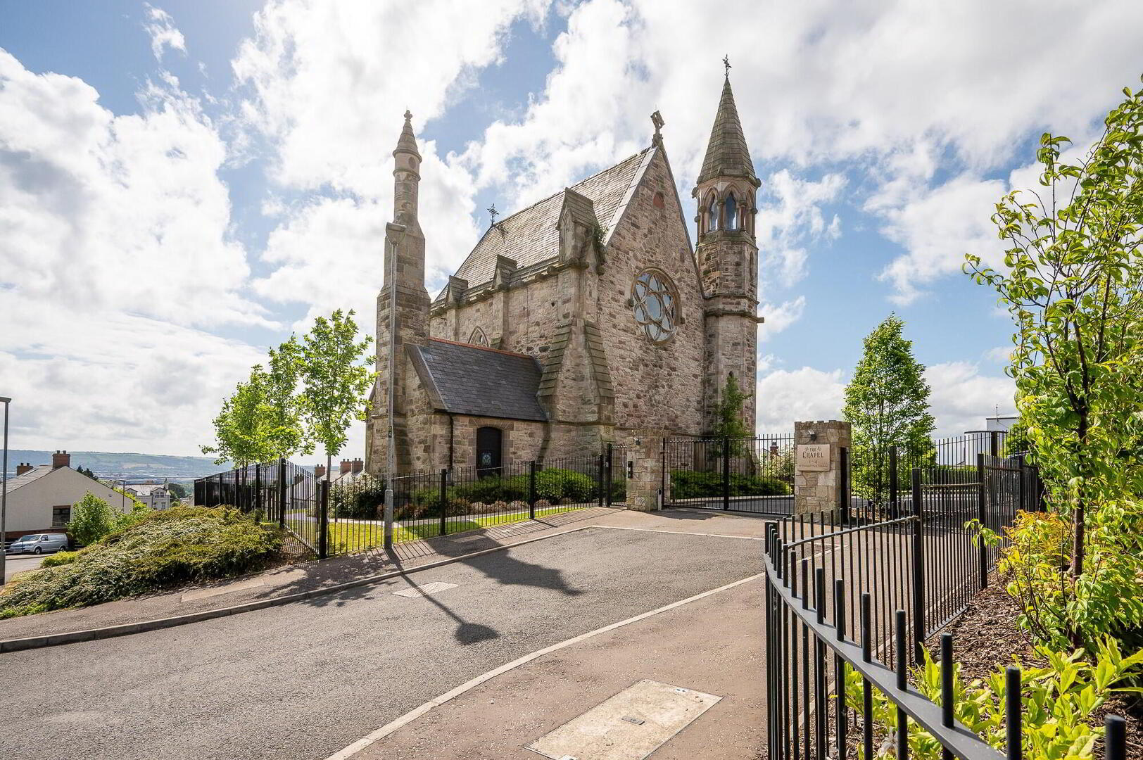 Apt 3 The Chapel, 16 Donegall Park Gardens 1 of 15