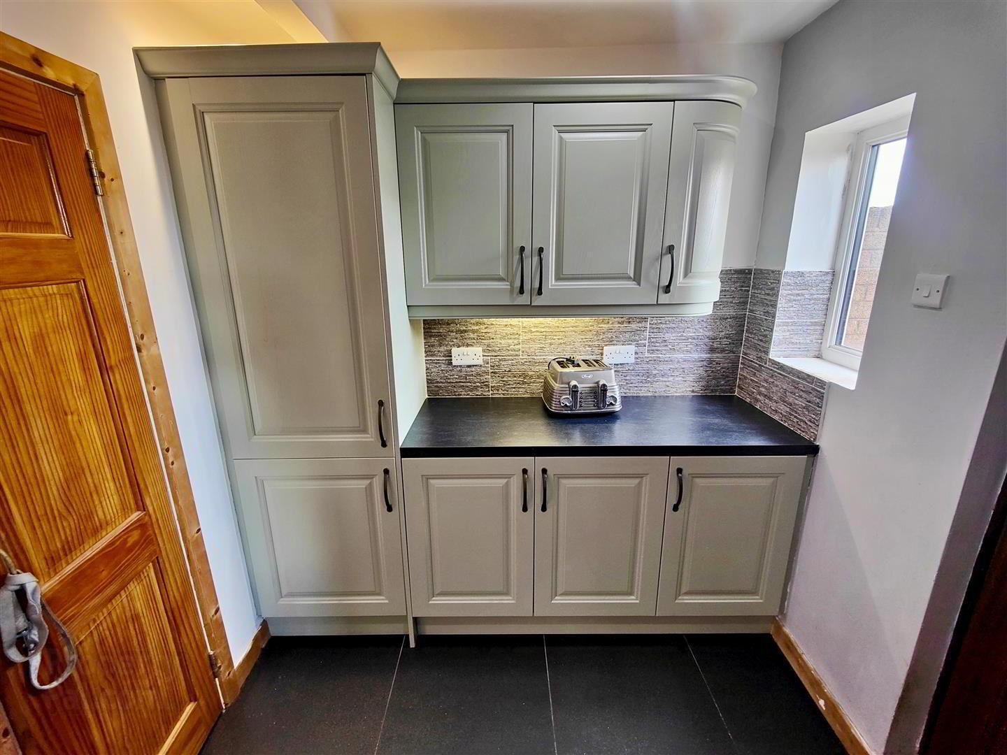 22 Highfern Gardens 9 of 26