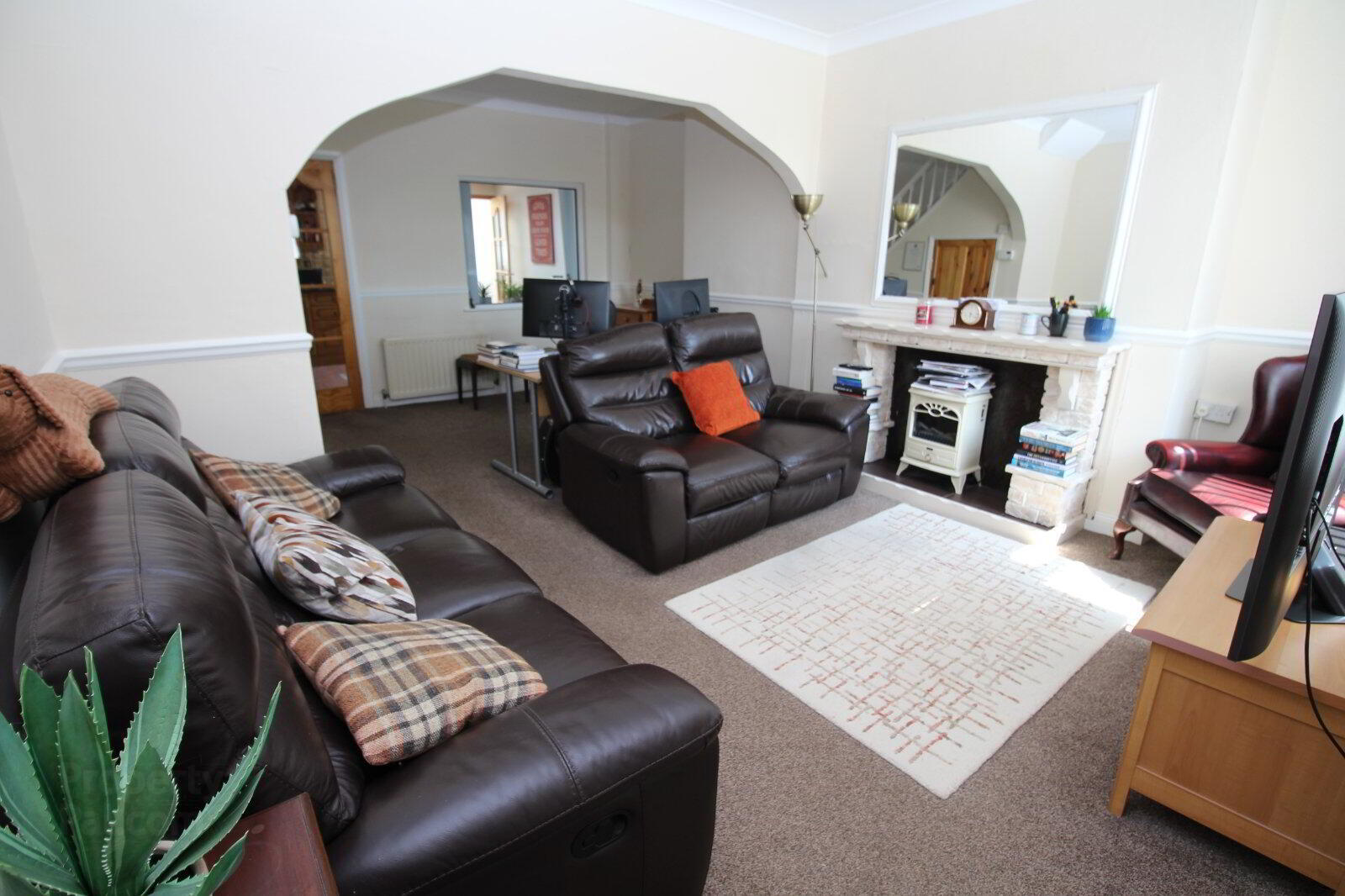 property description image